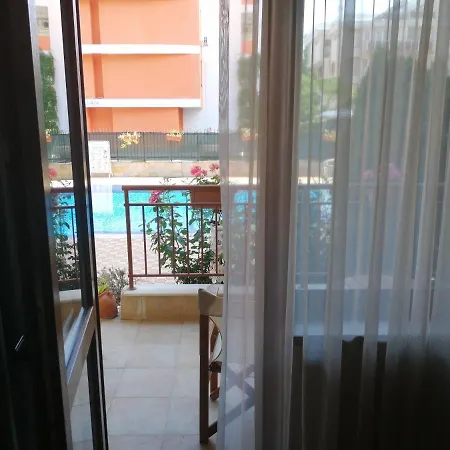 Sunny Dreams Apartment